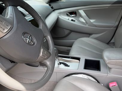 Used 2008 Toyota Camry Hybrid w/ Upgrade Pkg w/ Navigation