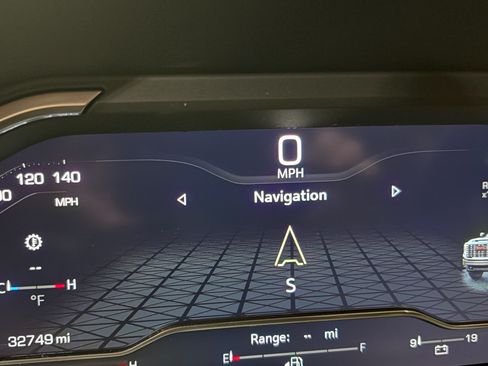 Used 2024 GMC Sierra 2500 Denali w/ Denali Reserve Package image 4