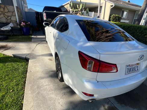 Used 2011 Lexus IS 250 w/ F-Sport Pkg w/Summer Tires RWD image 6