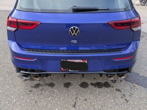 Used 2024 Volkswagen Golf R image 9