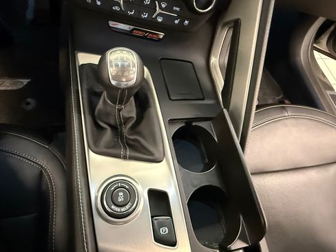 Used 2016 Chevrolet Corvette Z06 w/ 2LZ Preferred Equipment Group image 22