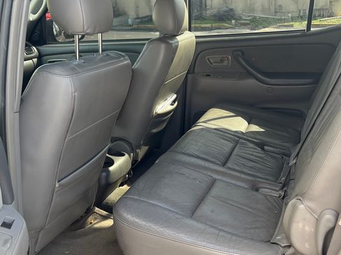 Used 2005 Toyota Sequoia SR5 image 11