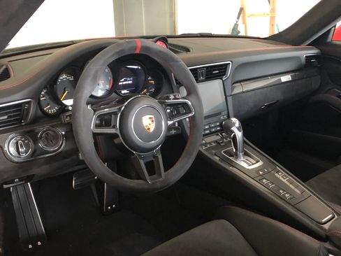 Used 2018 Porsche 911 GT2 RS image 14