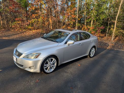 Used 2006 Lexus IS 250 image 1