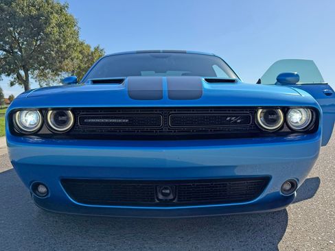Used 2016 Dodge Challenger R/T Plus image 1