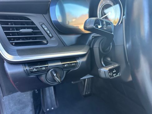 Used 2021 Porsche 911 Turbo S image 10