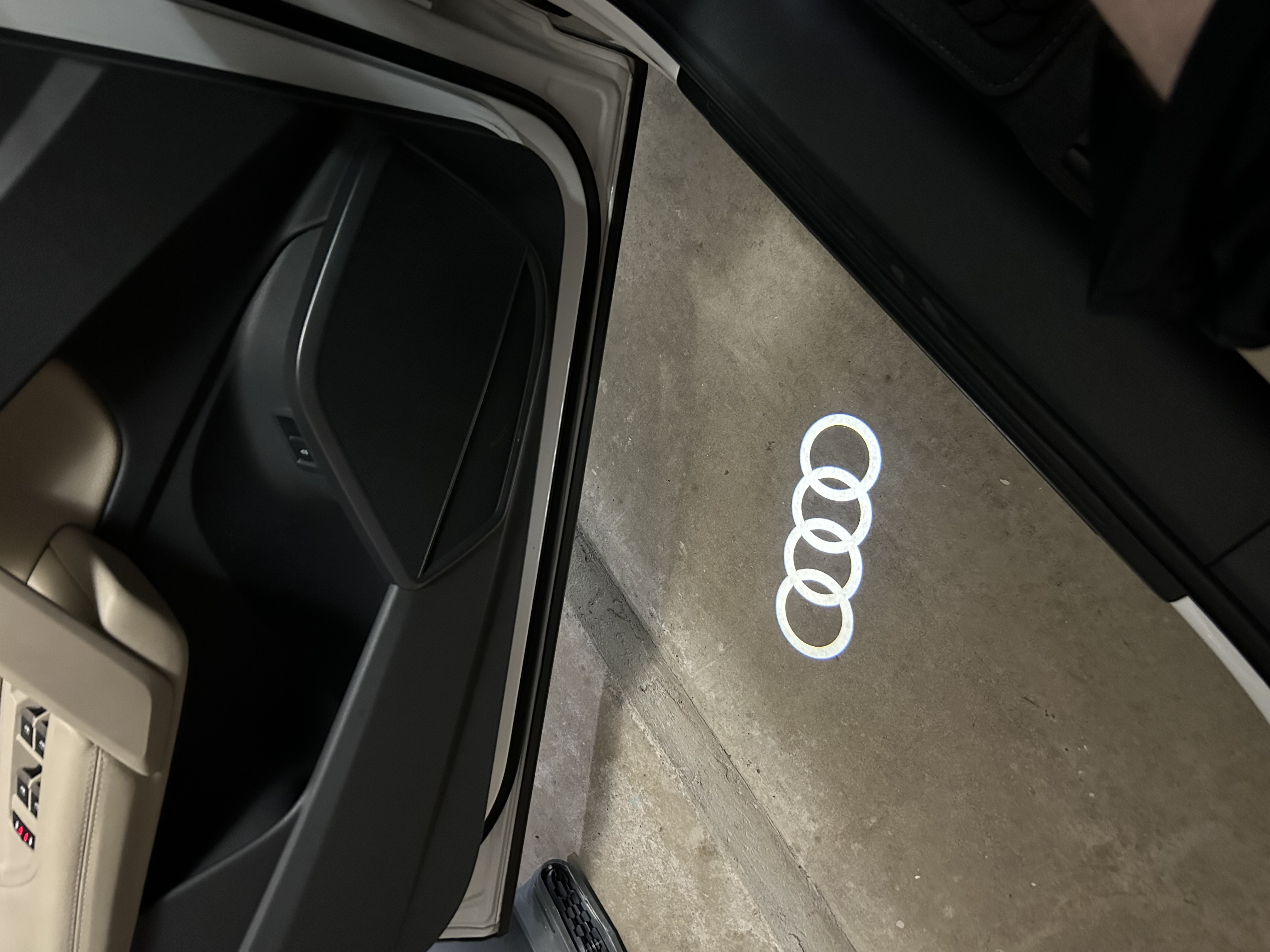 Used 2020 Audi Q5 2.0T Premium Plus w/ Premium Plus Package AWD/4WD image 9