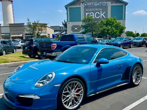 Used 2013 Porsche 911 Carrera 4S image 1