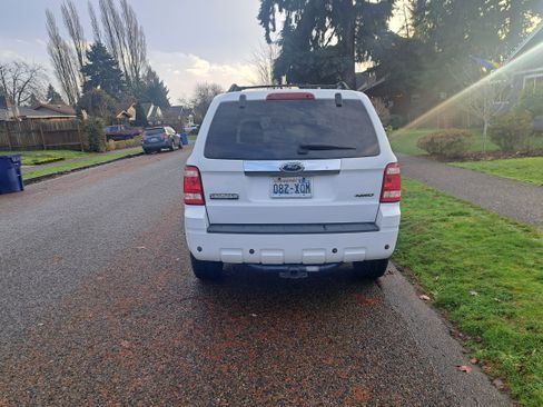 Used 2008 Ford Escape Limited image 5