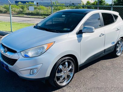 Used 2011 Hyundai Tucson Limited w/ Premium Pkg 3