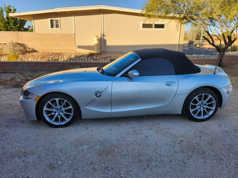 Used 2007 BMW Z4 3.0i image 15