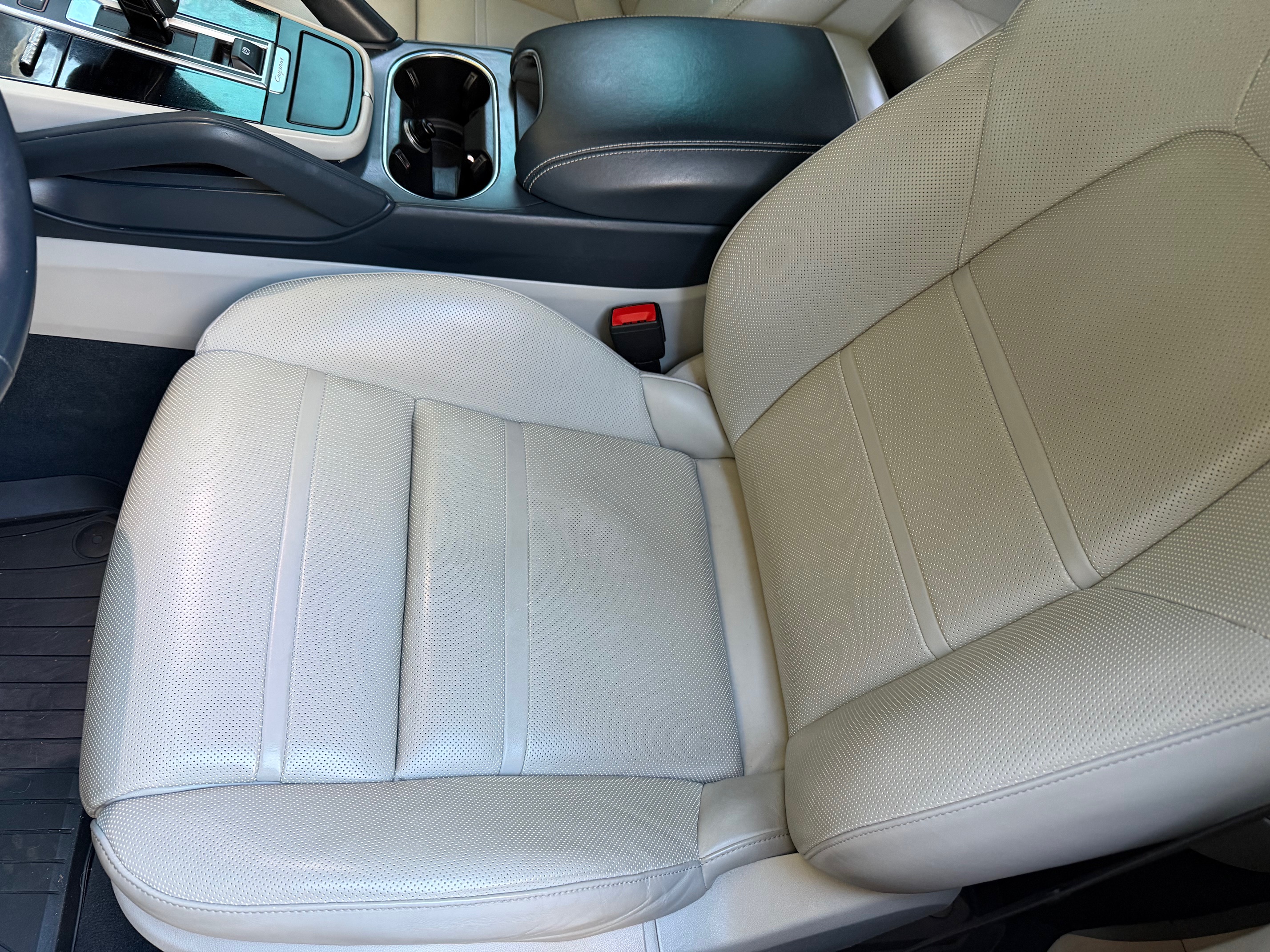 Used 2019 Porsche Cayenne S AWD/4WD image 12