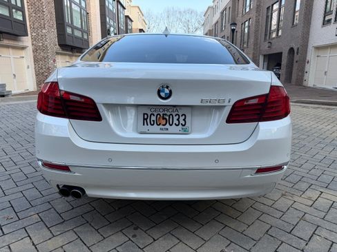 Used 2014 BMW 528i Sedan image 8