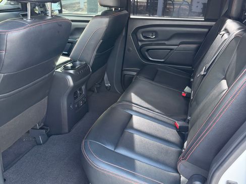 Used 2021 Nissan Titan PRO-4X w/ Pro-4x Convenience Package image 13