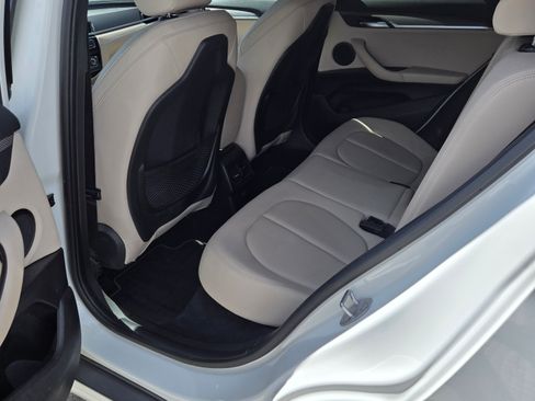 Used 2018 BMW X2 sDrive28i image 16