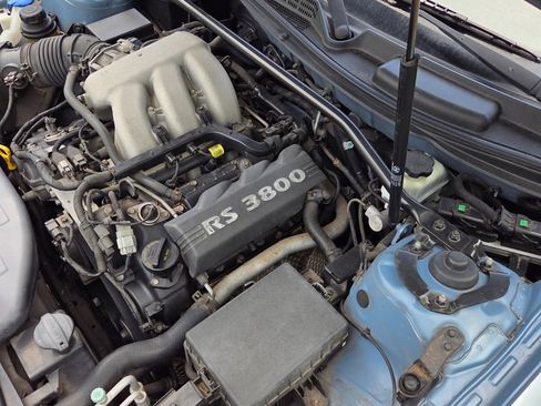 Used 2012 Hyundai Genesis 3.8 RWD image 13