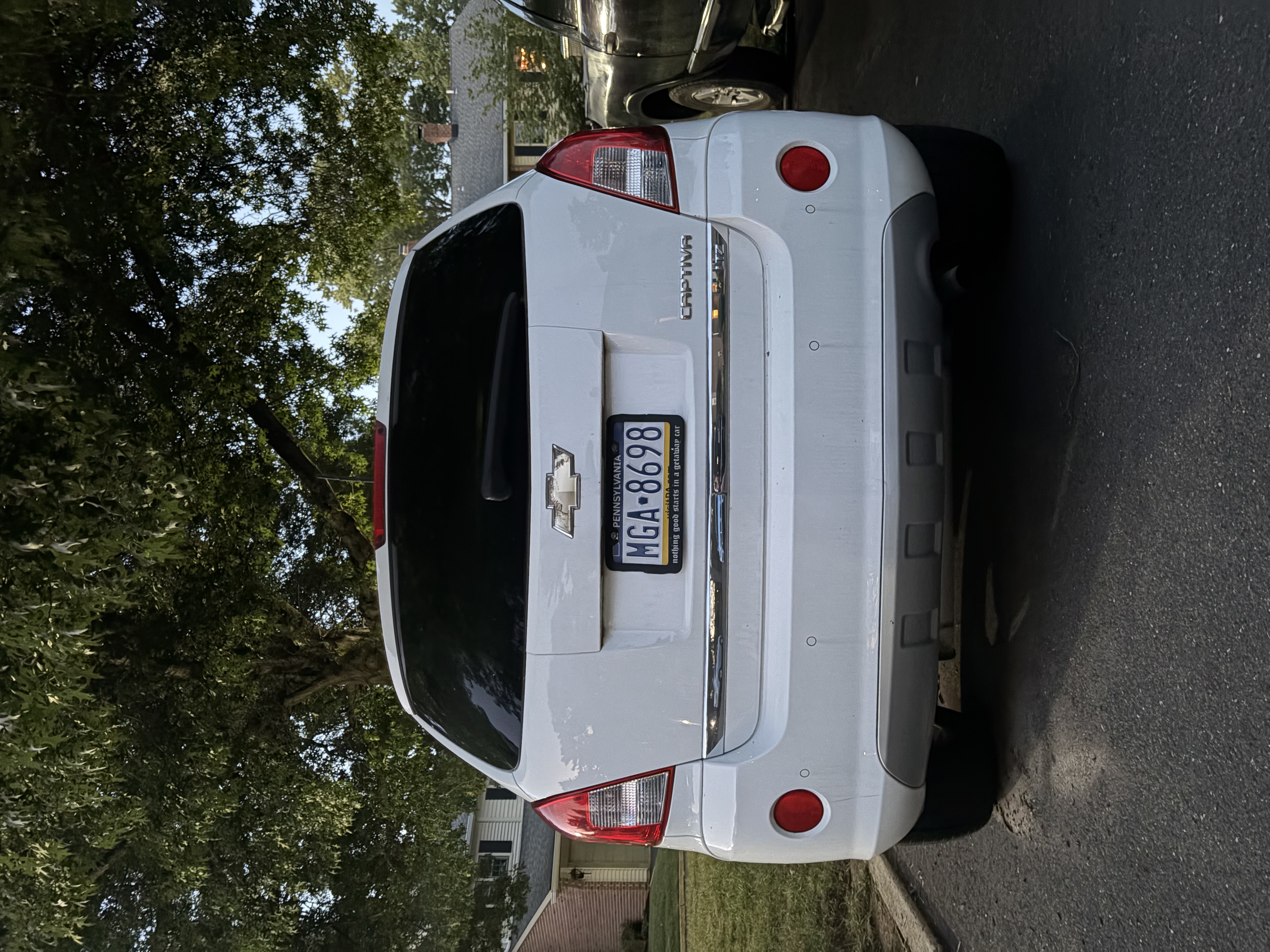Used 2014 Chevrolet Captiva Sport LTZ FWD image 2