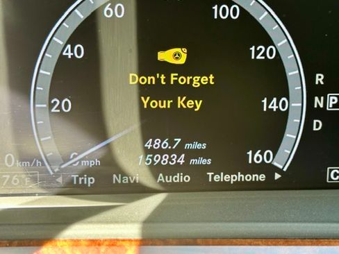 Used 2010 Mercedes-Benz S 550 4MATIC image 2