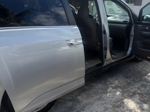 Used 2015 Honda Odyssey EX image 5