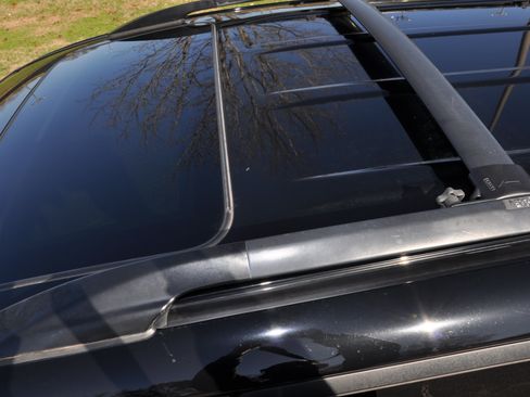 Used 2011 Toyota RAV4 Limited image 8