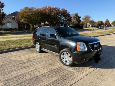 Used 2007 GMC Yukon SLT w/ SLT Preferred Equipment Group image 9