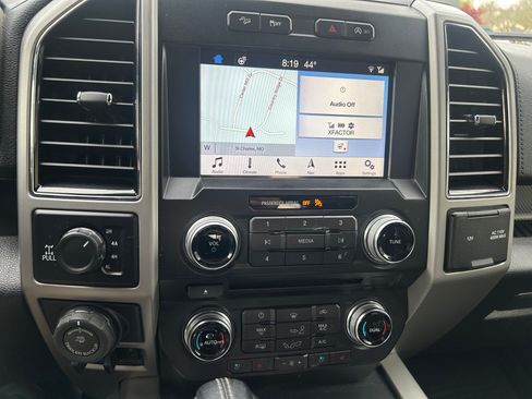 Used 2018 Ford F150 Lariat w/ Equipment Group 502A Luxury image 15