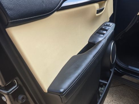 Used 2017 Lexus NX 300h AWD w/ Premium Package image 11