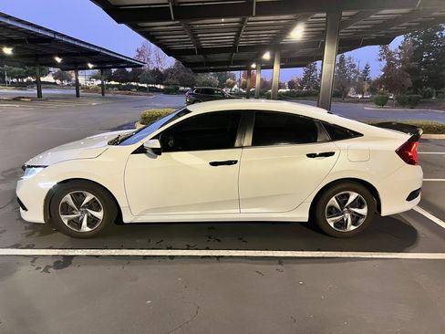 Used 2020 Honda Civic LX image 1