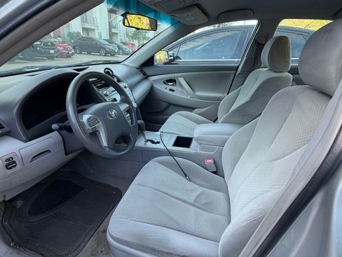 Used 2009 Toyota Camry LE image 5