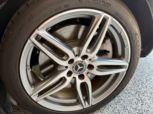 Used 2018 Mercedes-Benz E 400 Coupe image 16