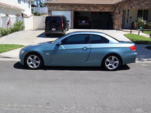 Used 2008 BMW 328i Convertible image 8