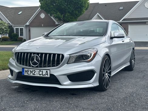Used 2016 Mercedes-Benz CLA 250 image 4