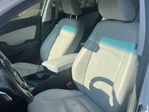 Used 2013 Kia Optima SX w/ Limited Pkg image 9