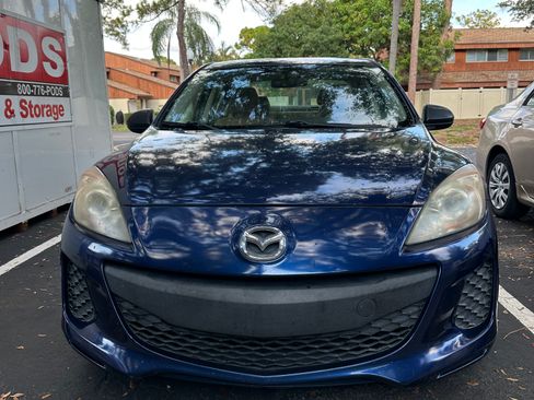 Used 2012 MAZDA MAZDA3 i Touring FWD image 2