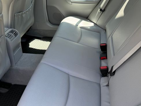 Used 2002 Mercedes-Benz C 240 Sedan image 18