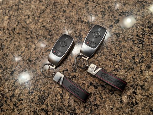 Used 2024 Mercedes-Benz GLE 450e 450e 4MATIC Sport Utility 4D image 18