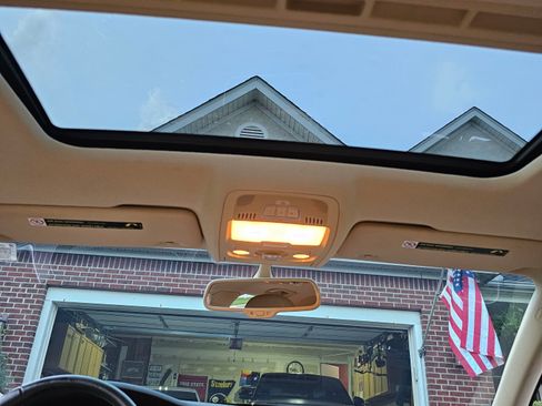 Used 2015 Audi A4 2.0T Premium Plus w/ Technology Package image 11