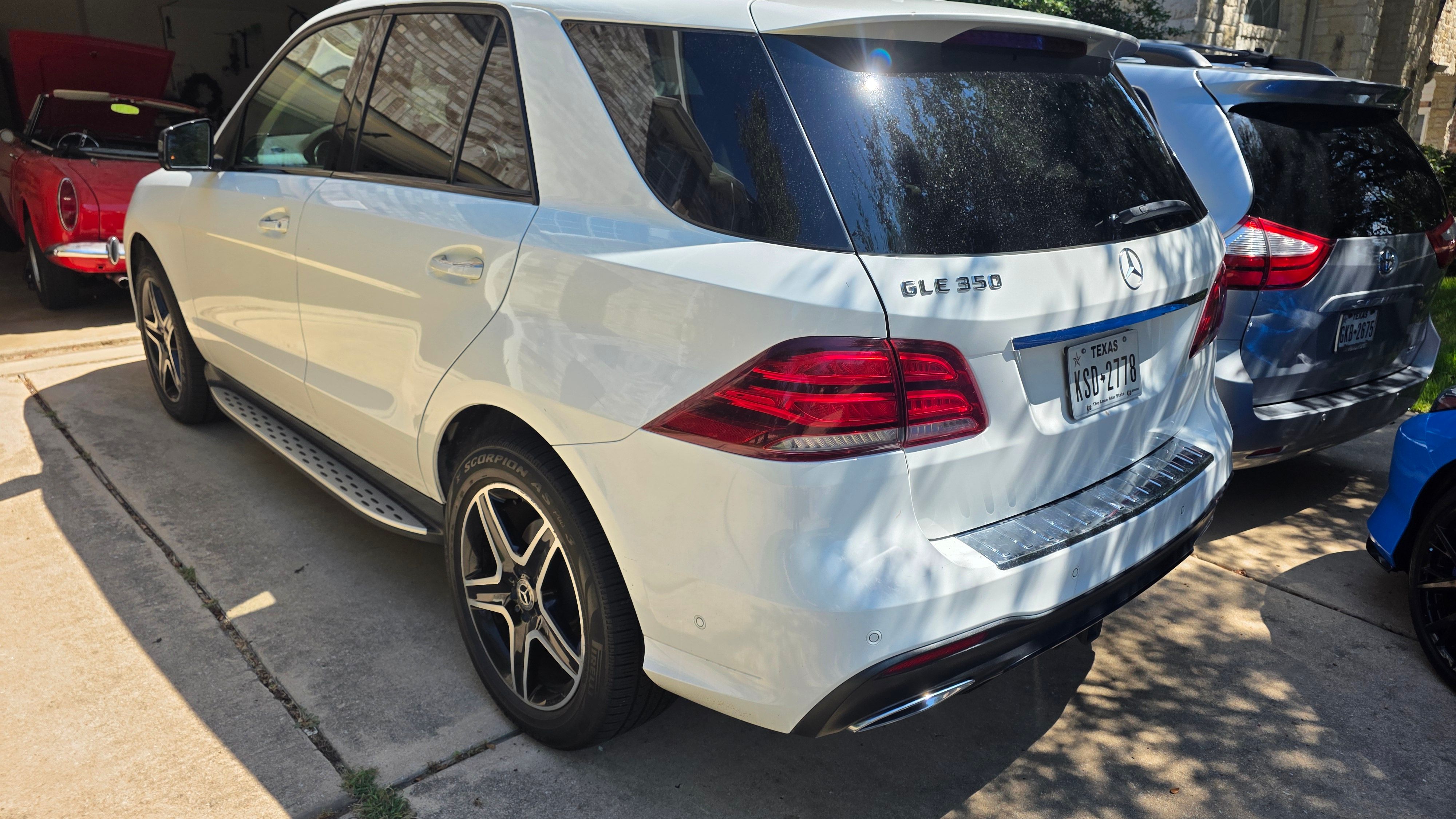 Used 2018 Mercedes-Benz GLE 350 image 5