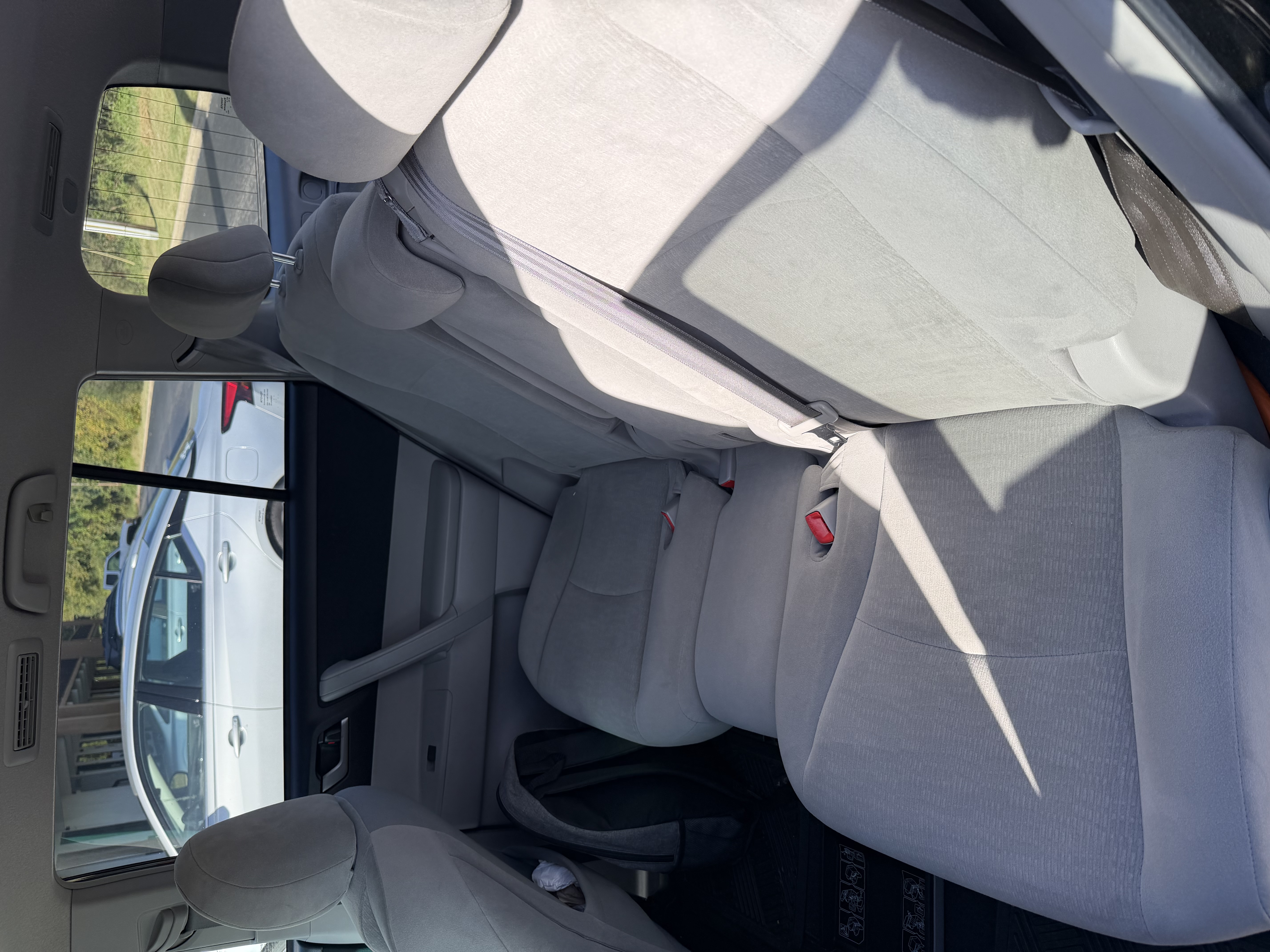 Used 2013 Toyota Highlander Plus FWD image 18