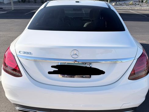 Used 2021 Mercedes-Benz C 300 Sedan image 4
