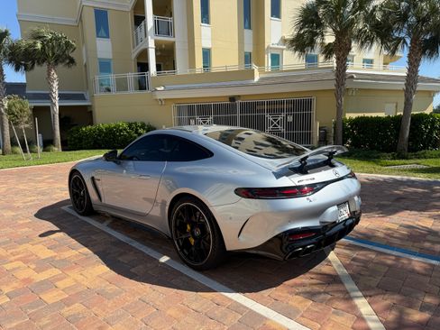 Used 2024 Mercedes-Benz AMG GT 55 image 18