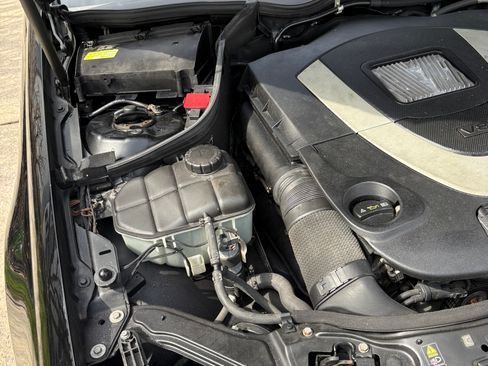 Used 2009 Mercedes-Benz CLK 550 Cabriolet image 9