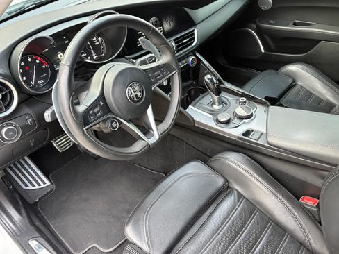 Used 2018 Alfa Romeo Giulia Ti Sport w/ Quick Order Package 22S Sport image 11