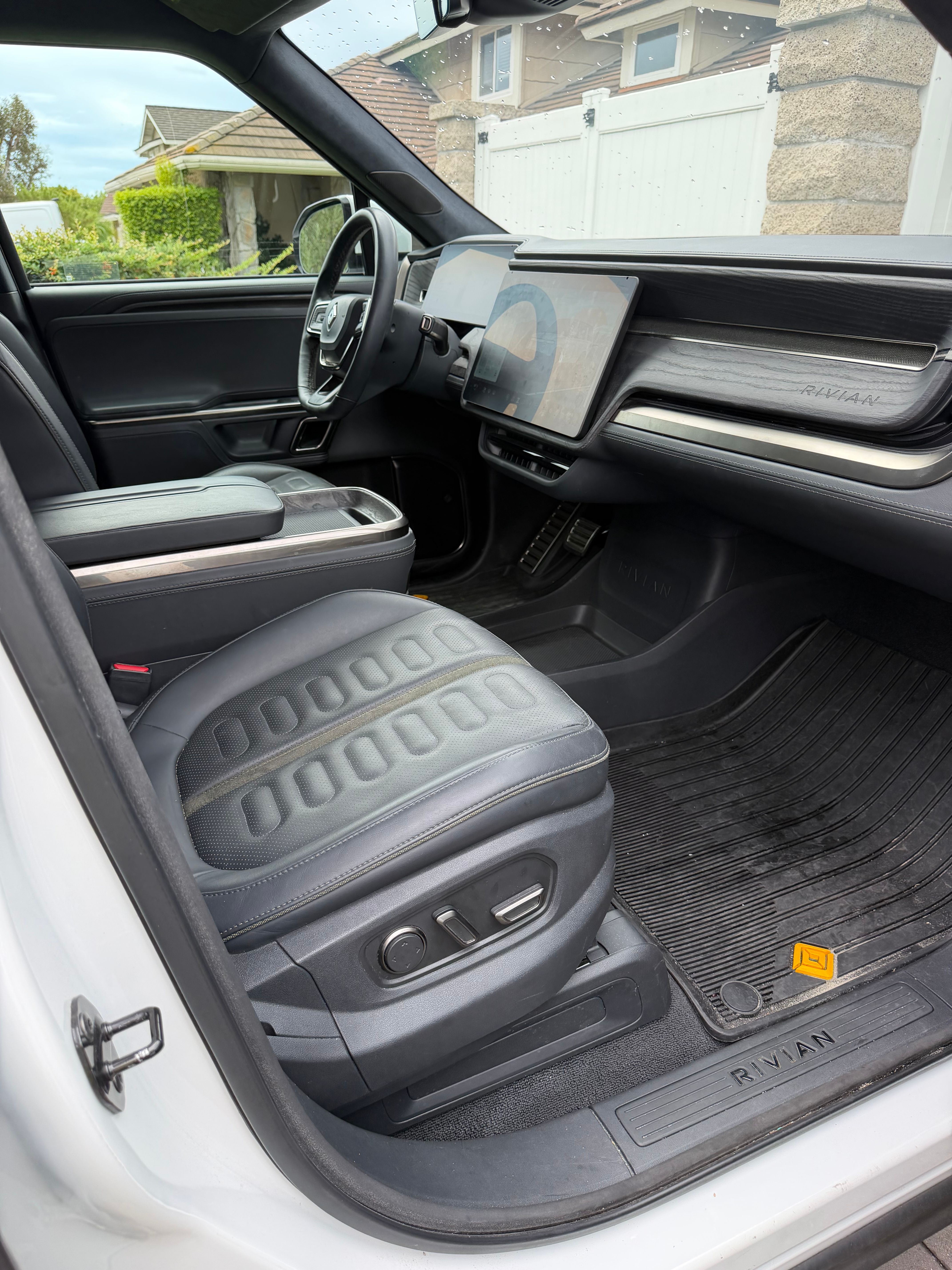 Used 2023 Rivian R1S Adventure Quad AWD/4WD image 6