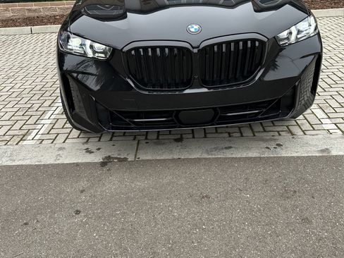 Used 2025 BMW X5 xDrive40i w/ Parking Assistance Package image 1