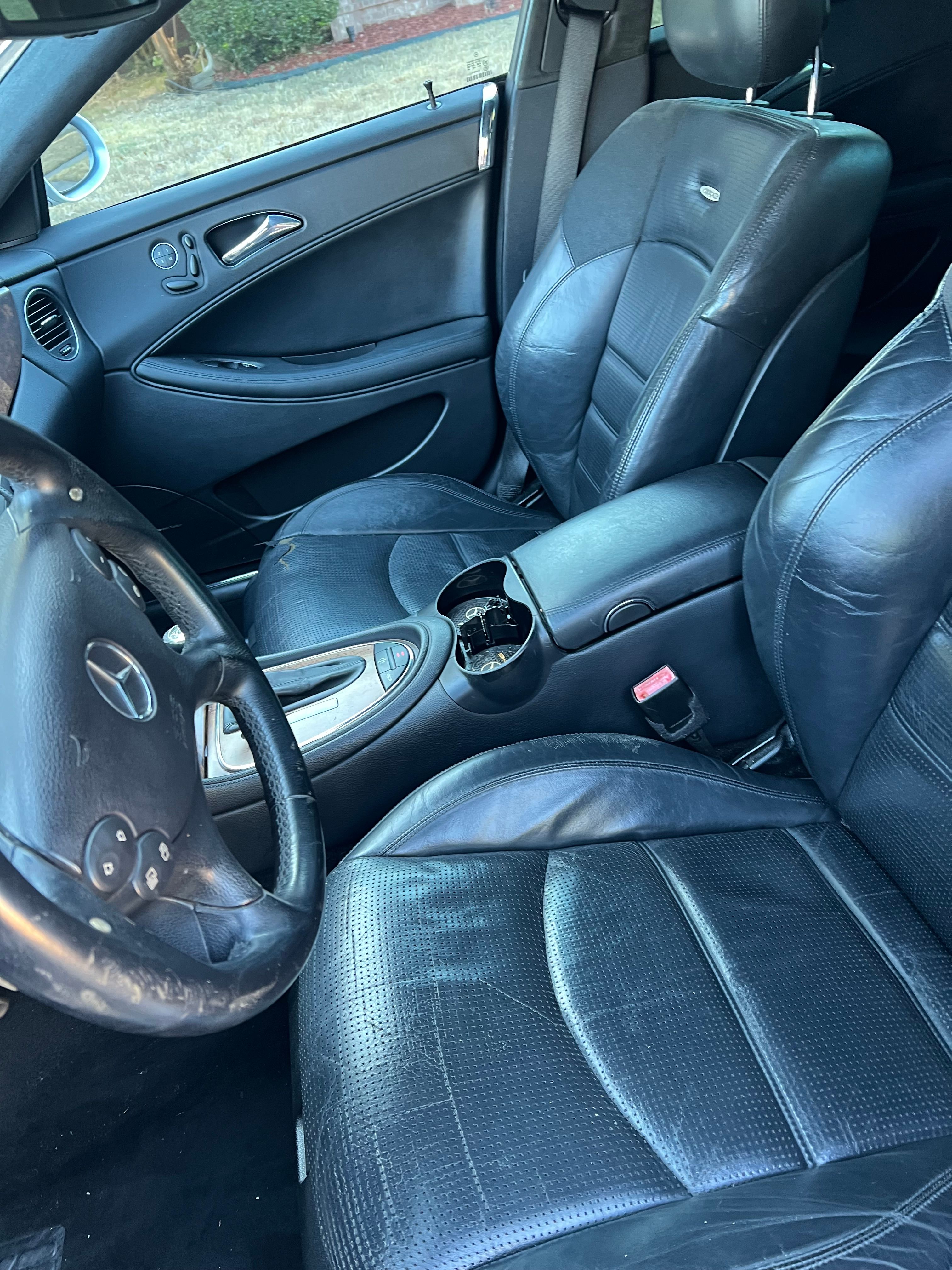Used 2006 Mercedes-Benz CLS 55 AMG image 10