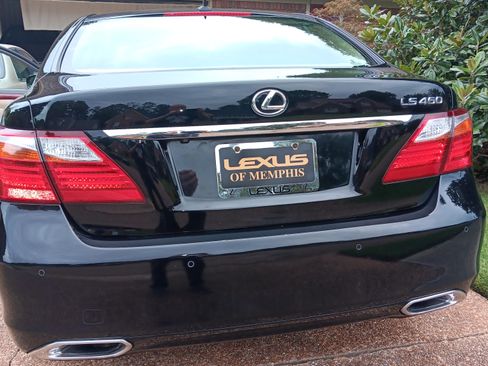 Used 2011 Lexus LS 460 image 24