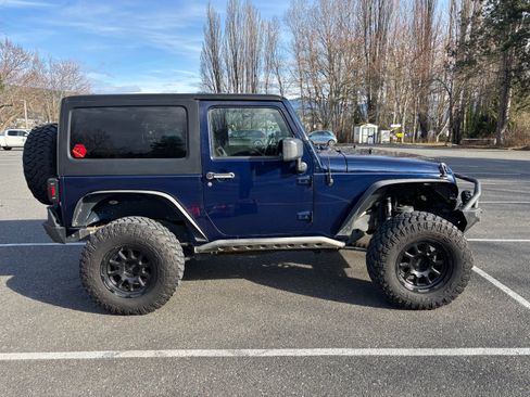Used 2013 Jeep Wrangler Sport image 11