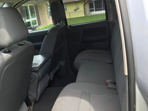 Used 2007 Dodge Ram 2500 Truck SLT AWD/4WD image 8