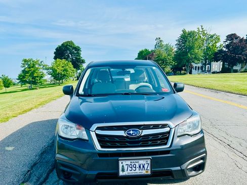 Used 2018 Subaru Forester 2.5i AWD/4WD image 4